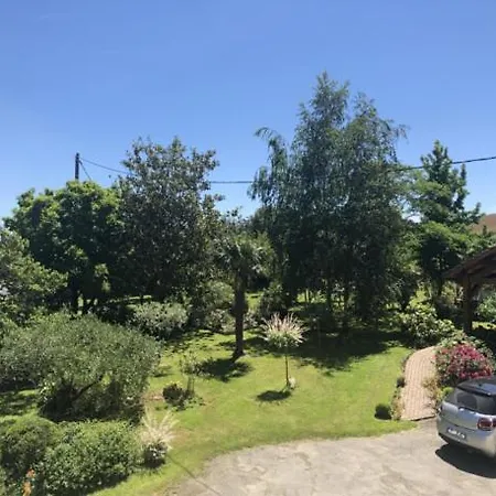 Chez Nicole Alojamento de Acomodação e Pequeno-almoço Monlezun